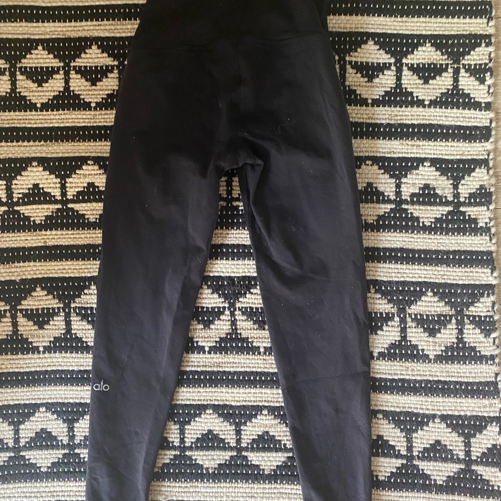 Alo Leggings